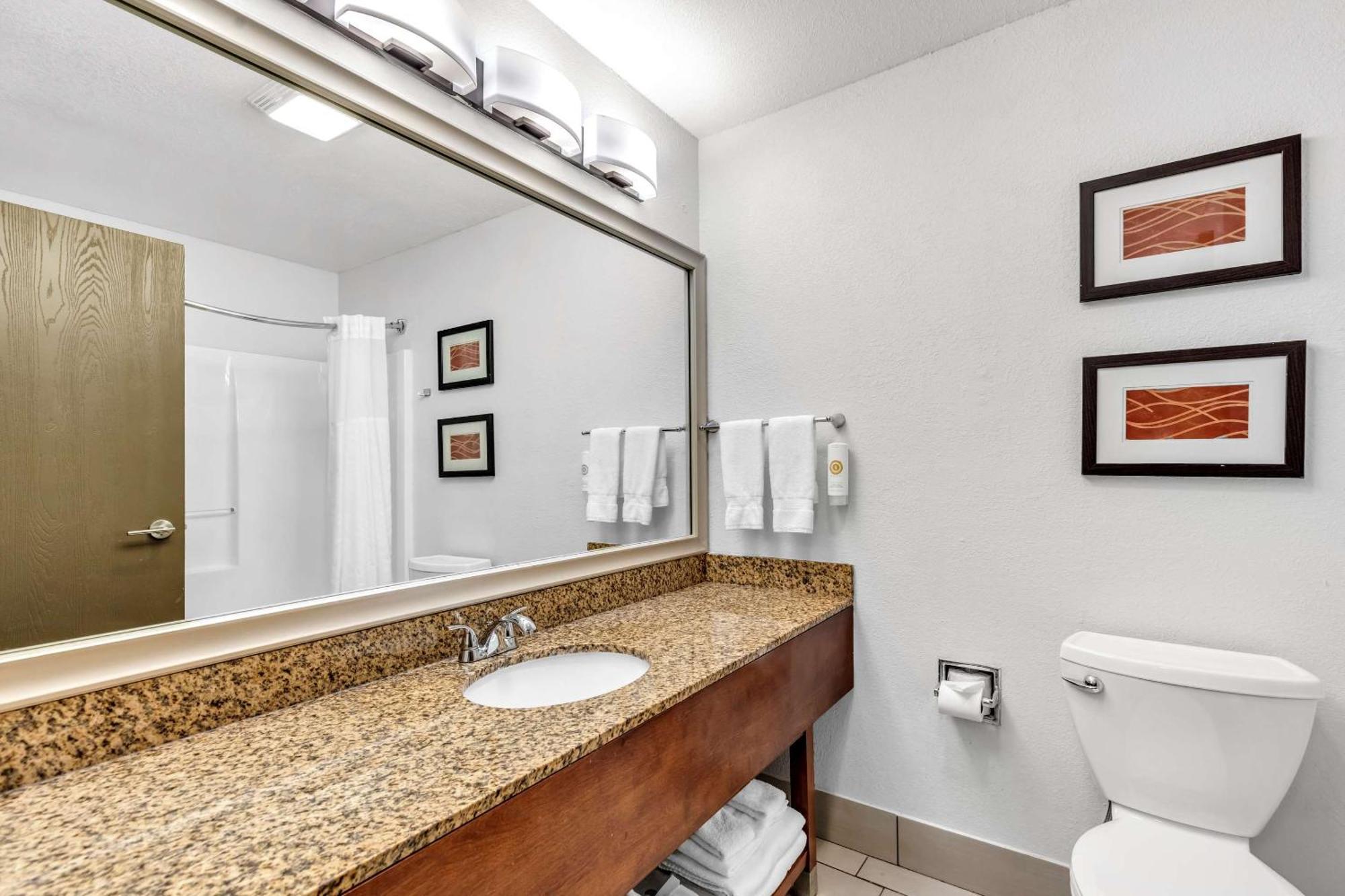 Comfort Inn Denver West Arvada Station Wheat Ridge Ngoại thất bức ảnh