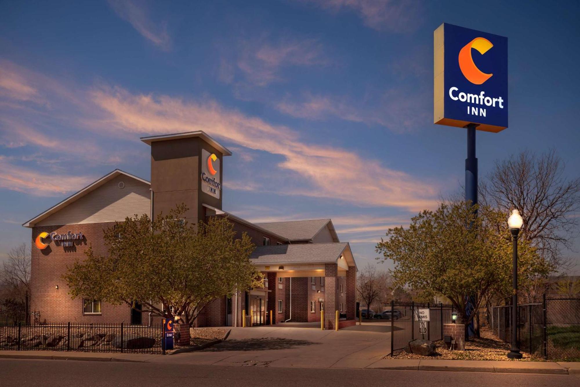 Comfort Inn Denver West Arvada Station Wheat Ridge Ngoại thất bức ảnh