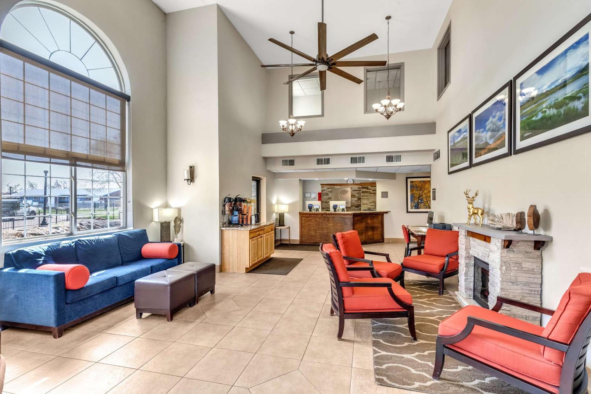 Comfort Inn Denver West Arvada Station Wheat Ridge Ngoại thất bức ảnh